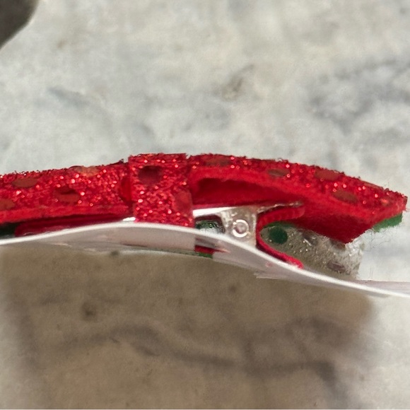 Claire’s Christmas Hair Clip Bows set of 4 & 2 Scrunchies, New - Picture 7 of 12
